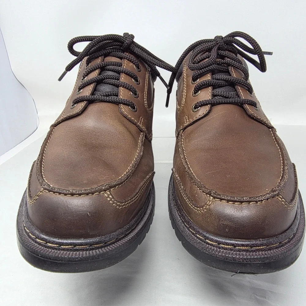 Dockers ships from